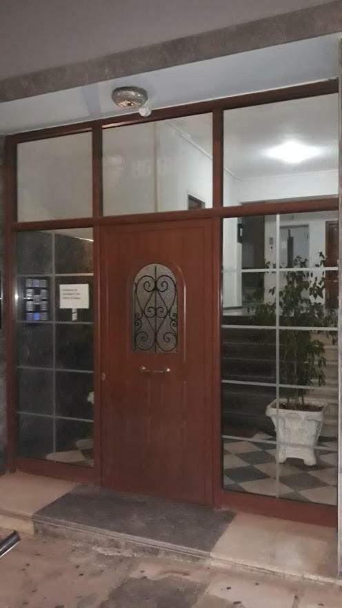Modern Apartment, 5΄ Walk From Central Metro Station Athena Bagian luar foto